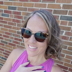 Meet your Posher, Tanya